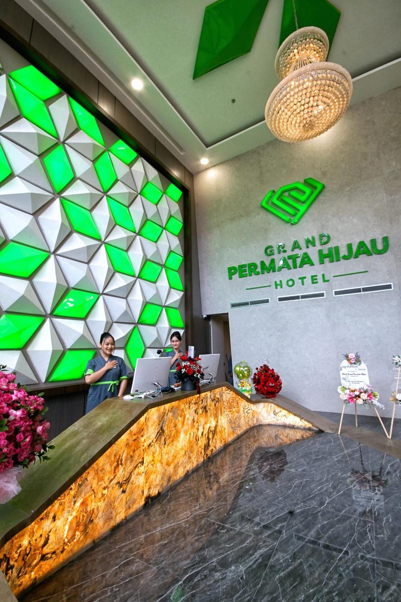 Grand Permata Hijau Hotel Сукабуми Экстерьер фото